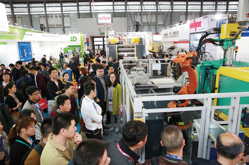 CHINAPLAS-2017國際橡塑展上設立-&ldquo;智能裝備專區&rdquo;,-匯聚高端展品,-除了展示機械手、自動化系統、控制器、傳感器外，還將引入智慧工廠的整體解決方案及3D科技區。
