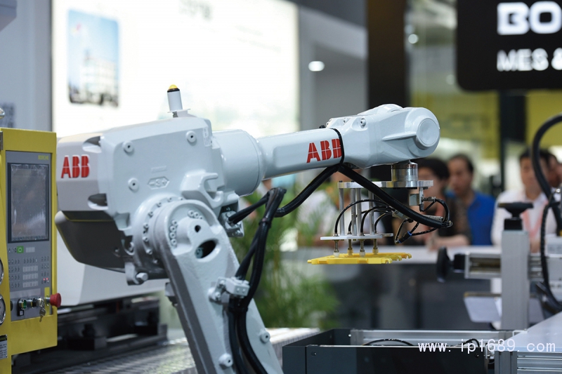 智能制造是新一輪產業變革的核心方向,持續為制造業創新發展創造新機遇1。