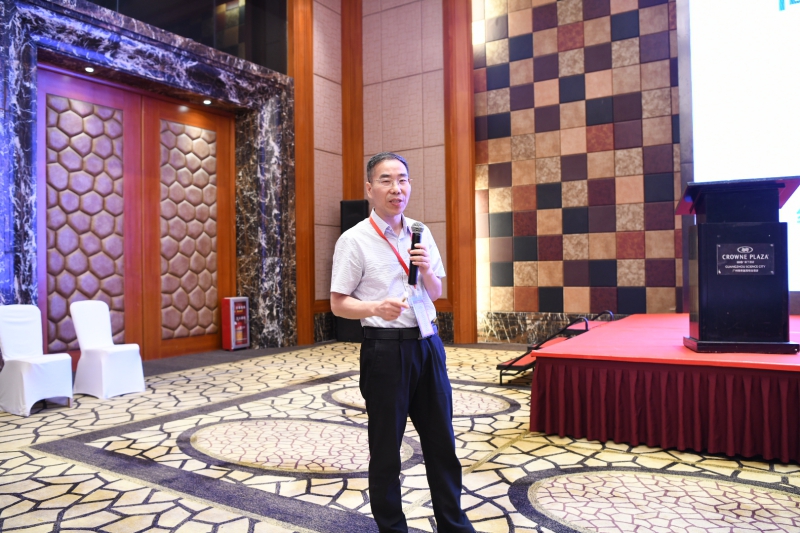 12武漢紡織大學教授&mdash;徐衛(wèi)林