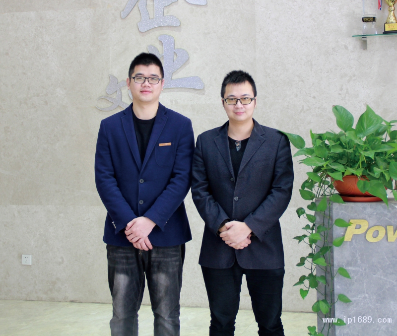 佛山市寶捷精密機械有限公司油電混合項目經理麥廣鵬（左）薄壁項目經理區本堅（右）