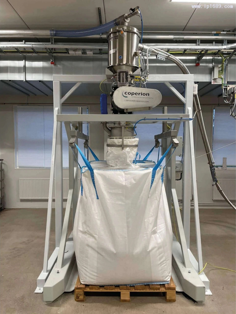 科倍隆為RENOL&reg;提供的噸包打包站