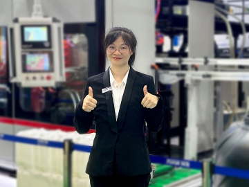 同發(fā)塑機(jī)：創(chuàng)新引領(lǐng)  塑造未來(lái)