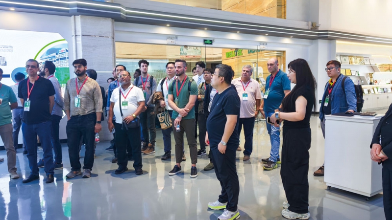 針對細分領域，東華機械展示了差異化技術方案-拷貝