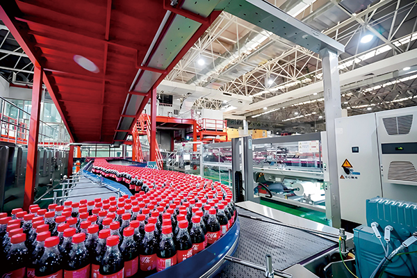 Solar-Coca-Cola公司設(shè)定了雄心勃勃的可持續(xù)發(fā)展目標(biāo)